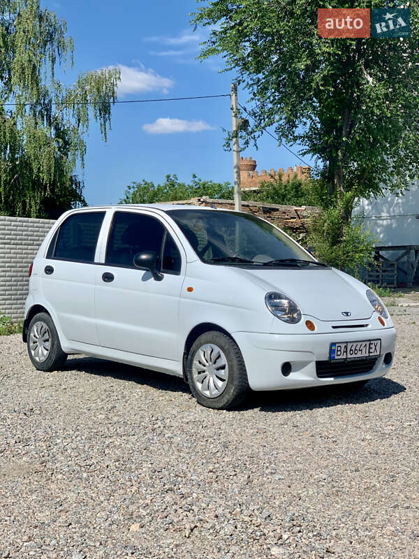 Хэтчбек Daewoo Matiz 2011 в 