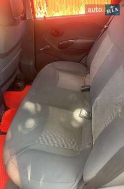 Хэтчбек Daewoo Matiz 2011 в 