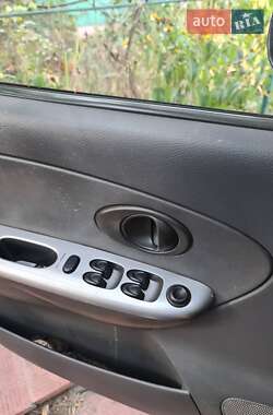 Хэтчбек Daewoo Matiz 2011 в 