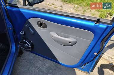 Хэтчбек Daewoo Matiz 2012 в 