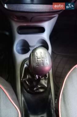 Хэтчбек Daewoo Matiz 2012 в 