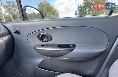 Хэтчбек Daewoo Matiz 2013 в 