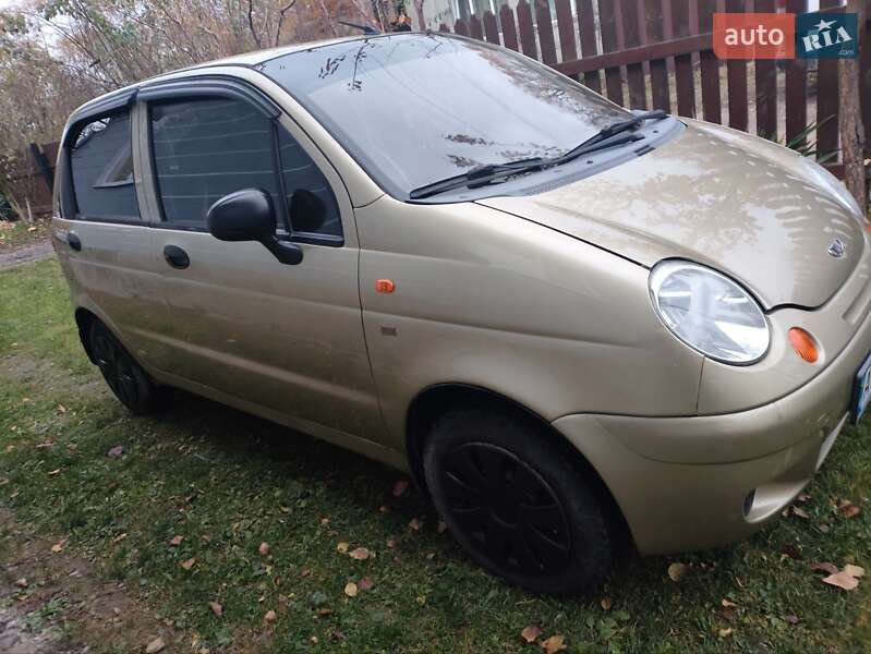 Хетчбек Daewoo Matiz 2010 в Чернівцях