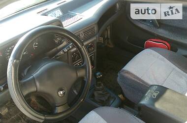 Седан Daewoo Nexia 2006 в 