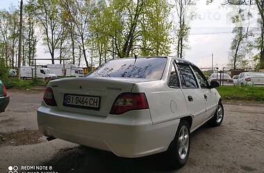 Седан Daewoo Nexia 2012 в Полтаве