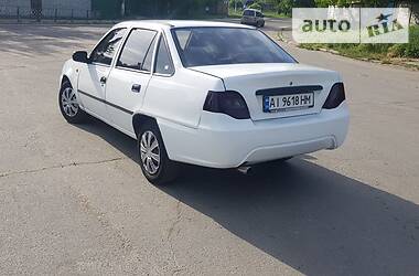 Седан Daewoo Nexia 2010 в Фастове