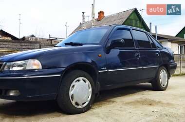 Седан Daewoo Nexia 2008 в 