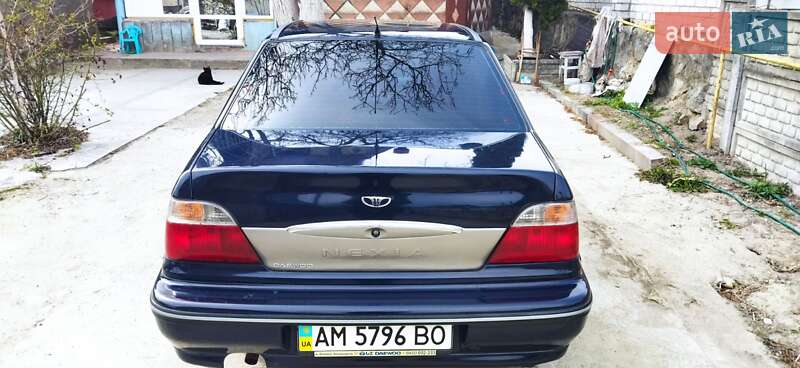 Седан Daewoo Nexia 2008 в Житомире