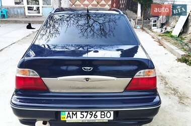 Седан Daewoo Nexia 2008 в Житомире