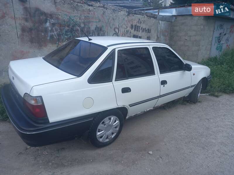 Седан Daewoo Nexia 2007 в Харькове