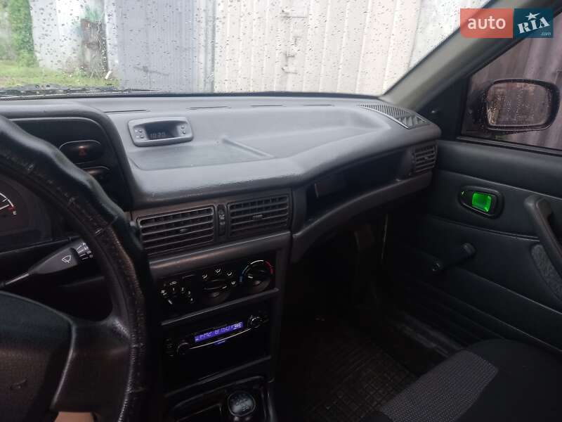 Седан Daewoo Nexia 2007 в Харькове