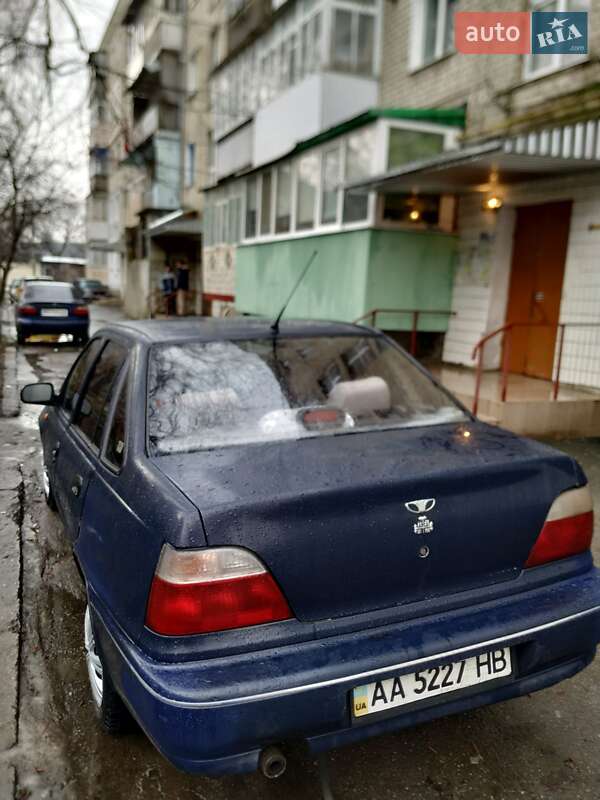Седан Daewoo Nexia 2008 в 