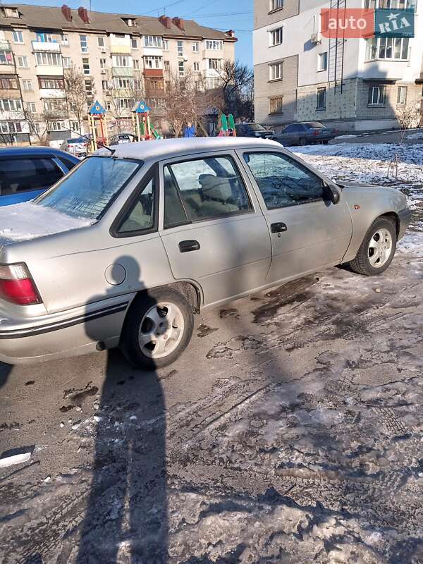 Седан Daewoo Nexia 2007 в Киеве