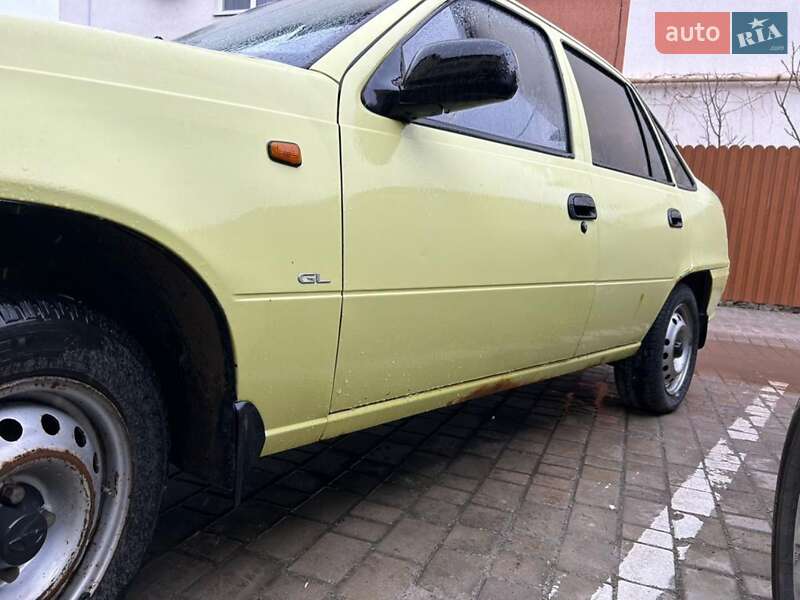 Седан Daewoo Nexia 2009 в Львове фото 3 Седан Daewoo Nexia 2009 в Львове