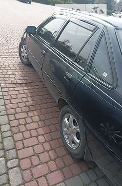 Седан Daewoo Nexia 2012 в Львове