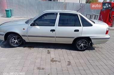 Седан Daewoo Nexia 2008 в 