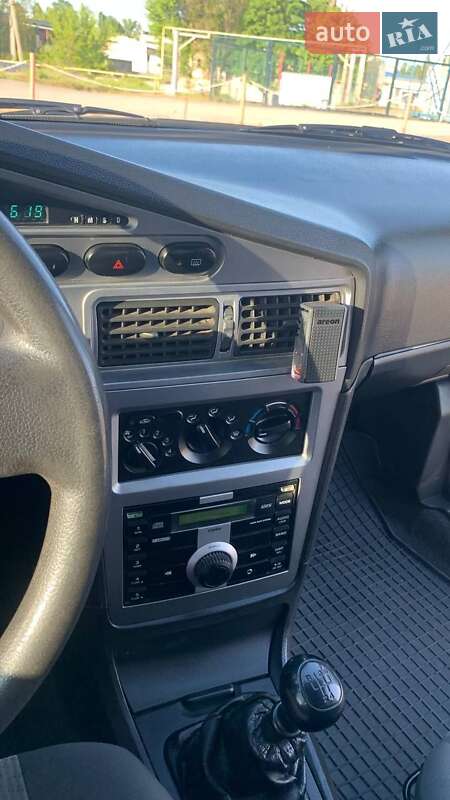 Седан Daewoo Nexia 2008 в Днепре