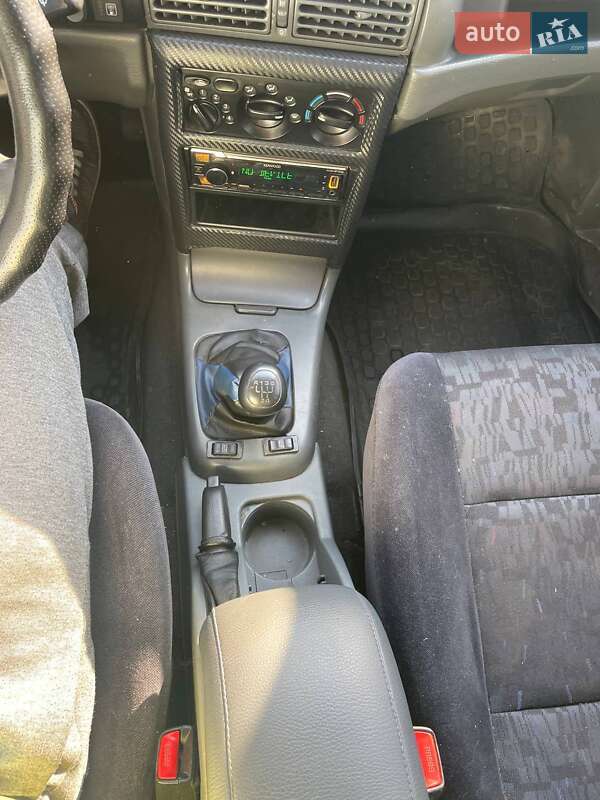 Седан Daewoo Nexia 2006 в Харькове