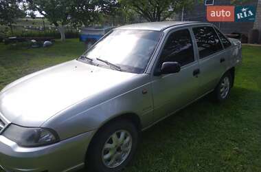 Седан Daewoo Nexia 2009 в 