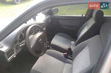 Седан Daewoo Nexia 2009 в 