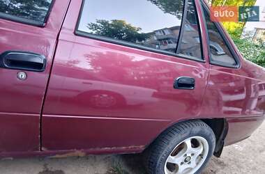 Седан Daewoo Nexia 2008 в 