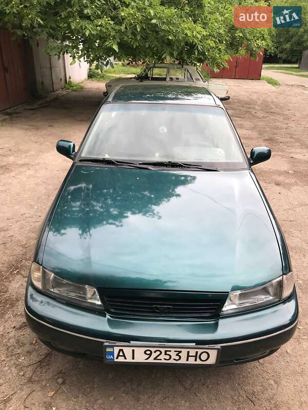 Седан Daewoo Nexia 1997 в Яготині