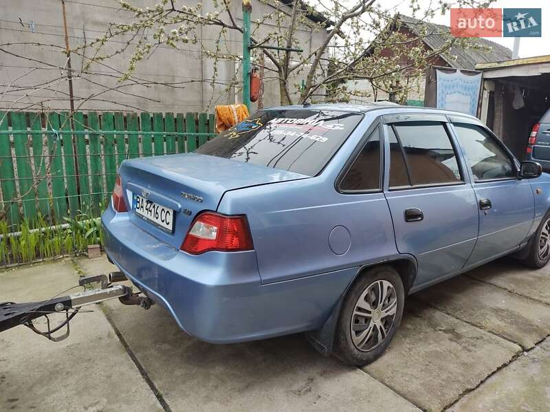 Седан Daewoo Nexia 2008 в Кропивницком