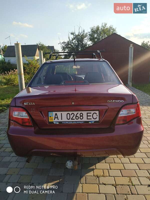 Седан Daewoo Nexia 2012 в Березане