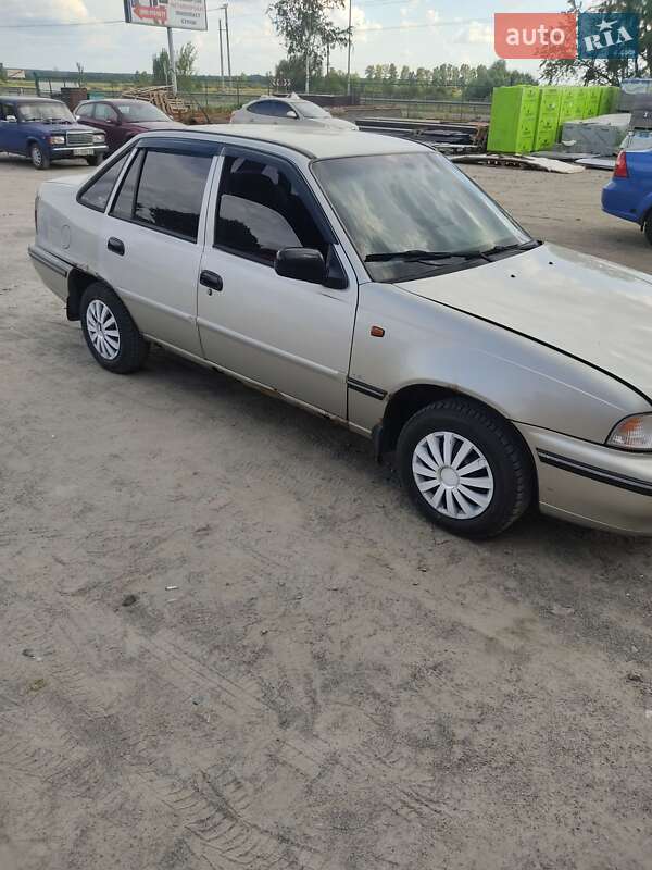 Седан Daewoo Nexia 2006 в Буче