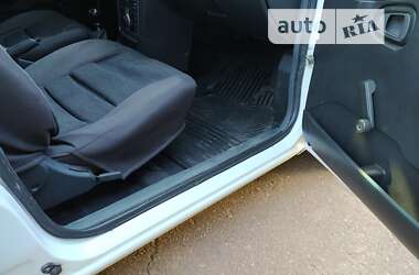 Седан Daewoo Nexia 2012 в 