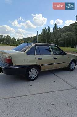 Седан Daewoo Nexia 2008 в 