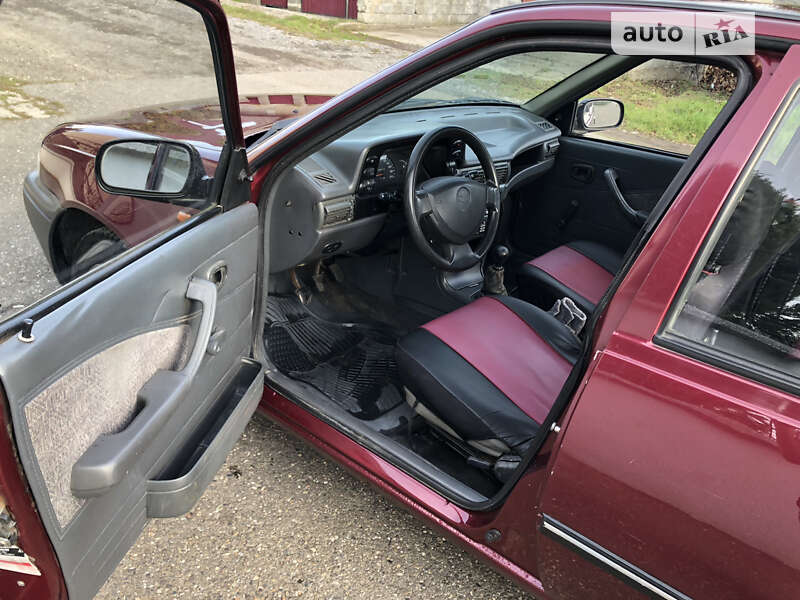 Седан Daewoo Nexia 2008 в Виноградове