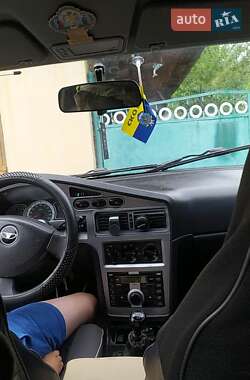 Седан Daewoo Nexia 2011 в Яворове