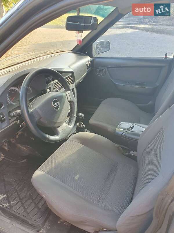 Седан Daewoo Nexia 2010 в Харькове