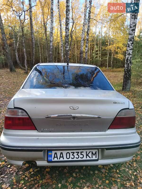 Седан Daewoo Nexia 2008 в Житомире