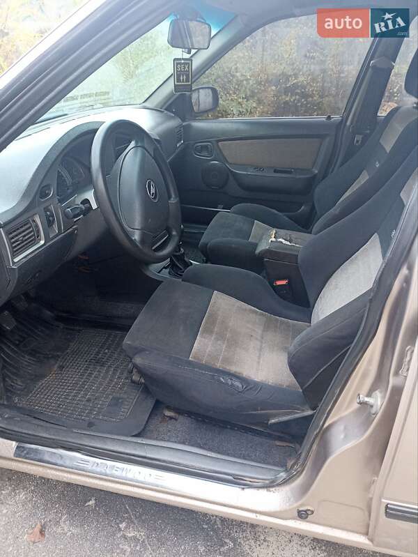 Седан Daewoo Nexia 2008 в Киеве