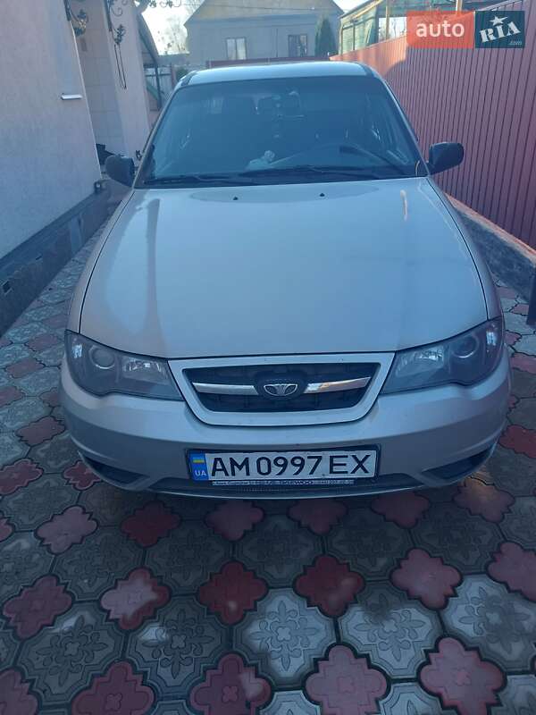 Седан Daewoo Nexia 2009 в Коростені