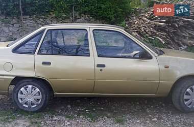 Седан Daewoo Nexia 2006 в Ярмолинцах