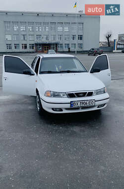 Седан Daewoo Nexia 2007 в 