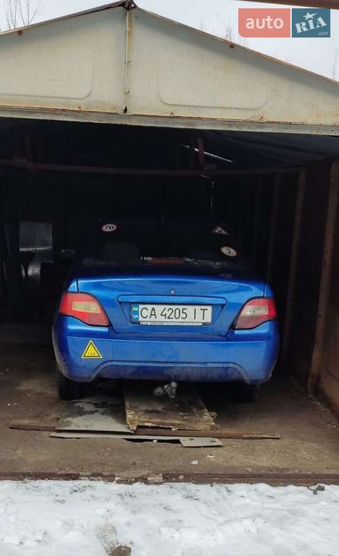 Седан Daewoo Nexia 2011 в Черкасах