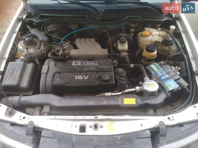 Седан Daewoo Nexia 2008 в Звенигородке