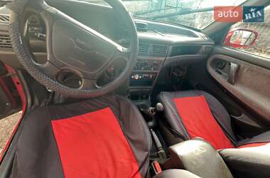 Седан Daewoo Nexia 1996 в Слов'янську