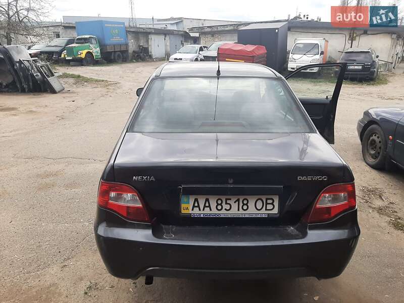 Седан Daewoo Nexia 2012 в Києві