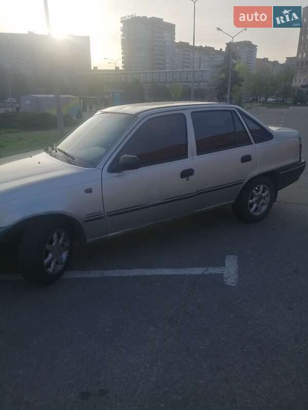 Седан Daewoo Nexia 2008 в Харкові