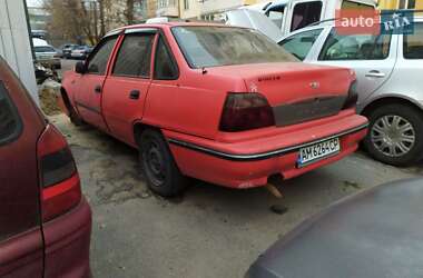 Седан Daewoo Nexia 2004 в 
