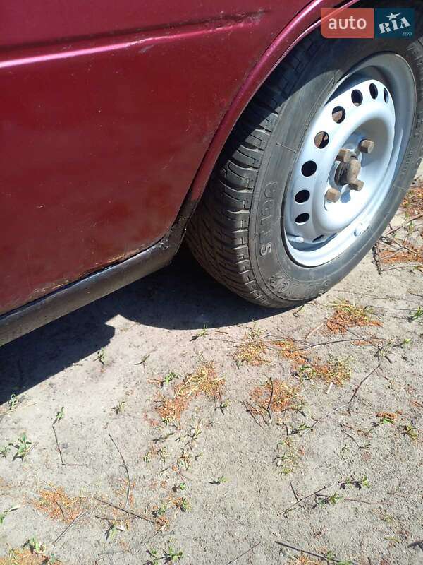 Седан Daewoo Nexia 2008 в Полтаве