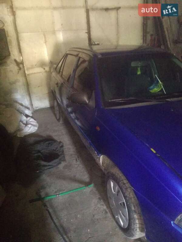 Седан Daewoo Nexia 2010 в Славутиче