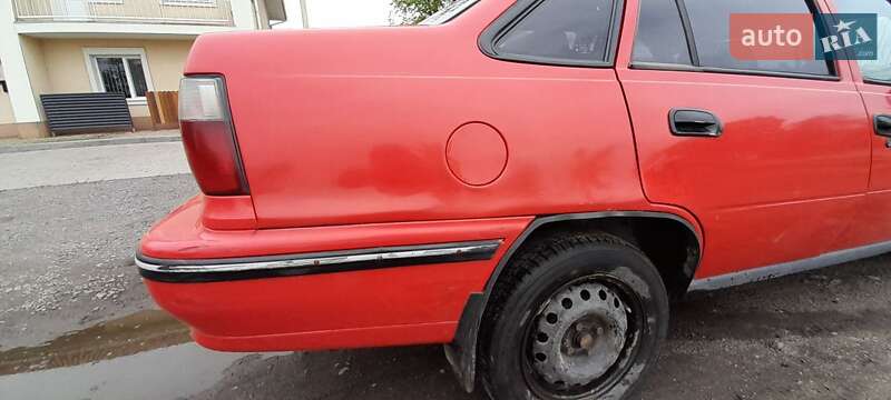 Седан Daewoo Nexia 2007 в Измаиле