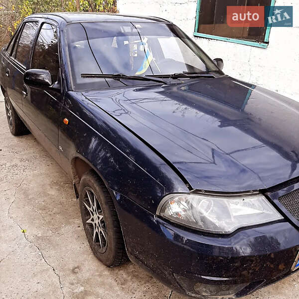 Седан Daewoo Nexia 2008 в Славянске