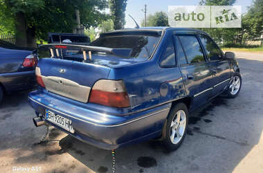 Седан Daewoo Nexia 1997 в Подольске